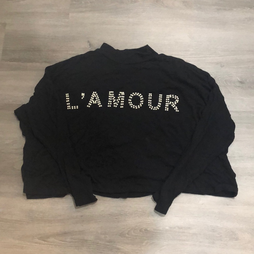 Oversized Pearl embroided crop top